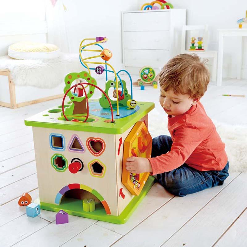 Holz Motorikwürfel Fünfseitig, Montessori Lernspielzeug ab 1 Jahr, Multifunktions Busy Board, fördert Feinmotorik, robust, ideal 1. Geburtstagsgeschenk