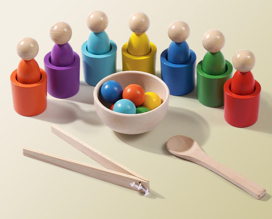 Regenbogen Bälle in Tassen – Montessori Holzspielzeug zum Farbsortieren und Zählen für Kleinkinder ab 1 Jahr